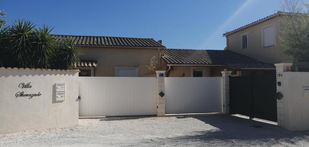 Maison F2, Neuve Au Calme Avec Jardinet La Crau Esterno foto